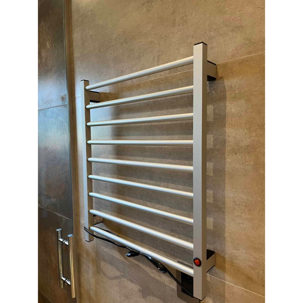 toalheiro térmico,
toalheiro aquecido,
toalheiro termico preto,
toalheiro eletrico 220v,
toalheiro termico inox,
toalheiro termico fio oculto,
toalheiro eletrico,
secador de toalhas elétrico,
aquecedor toalhas,
toalheiro,
toalheiro para banheiro,
porta toalha banheiro,
