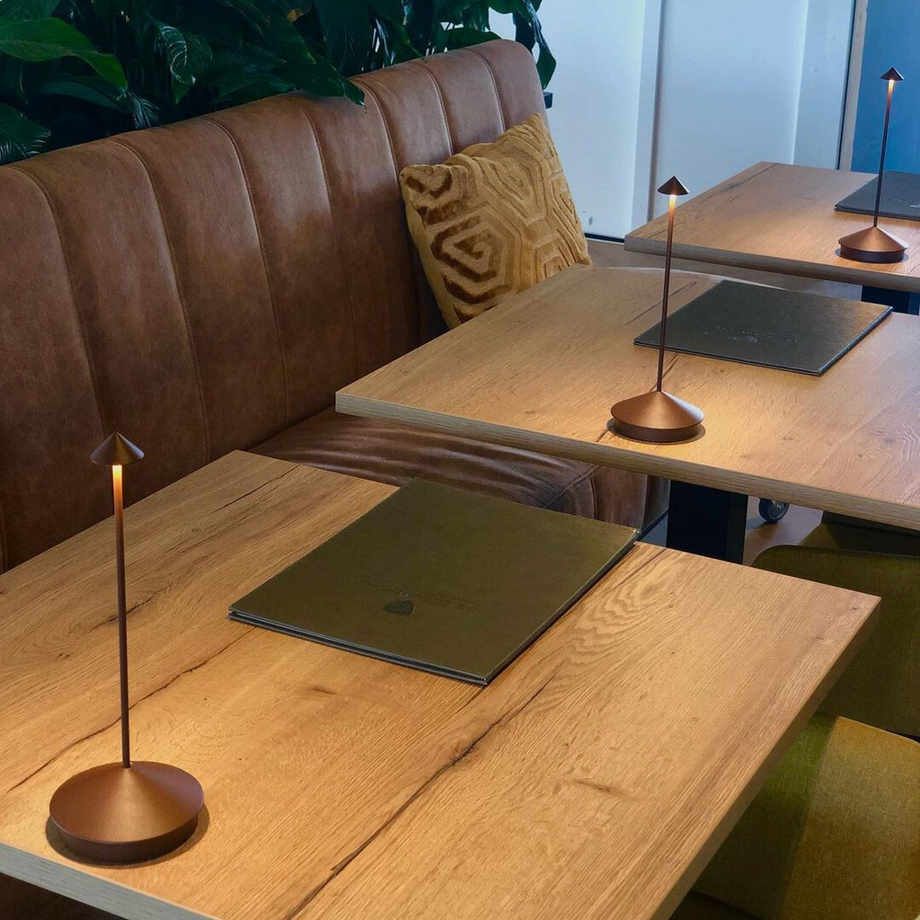 luminária de mesa,
luminária de mesa led,
abajur de sala,
luminaria para estudo,
luminaria de mesa dourada,
luminaria de mesa led,
luminária para mesa de jantar,
luminária de led de mesa,
luminaria estudo,
luminária para estudo,