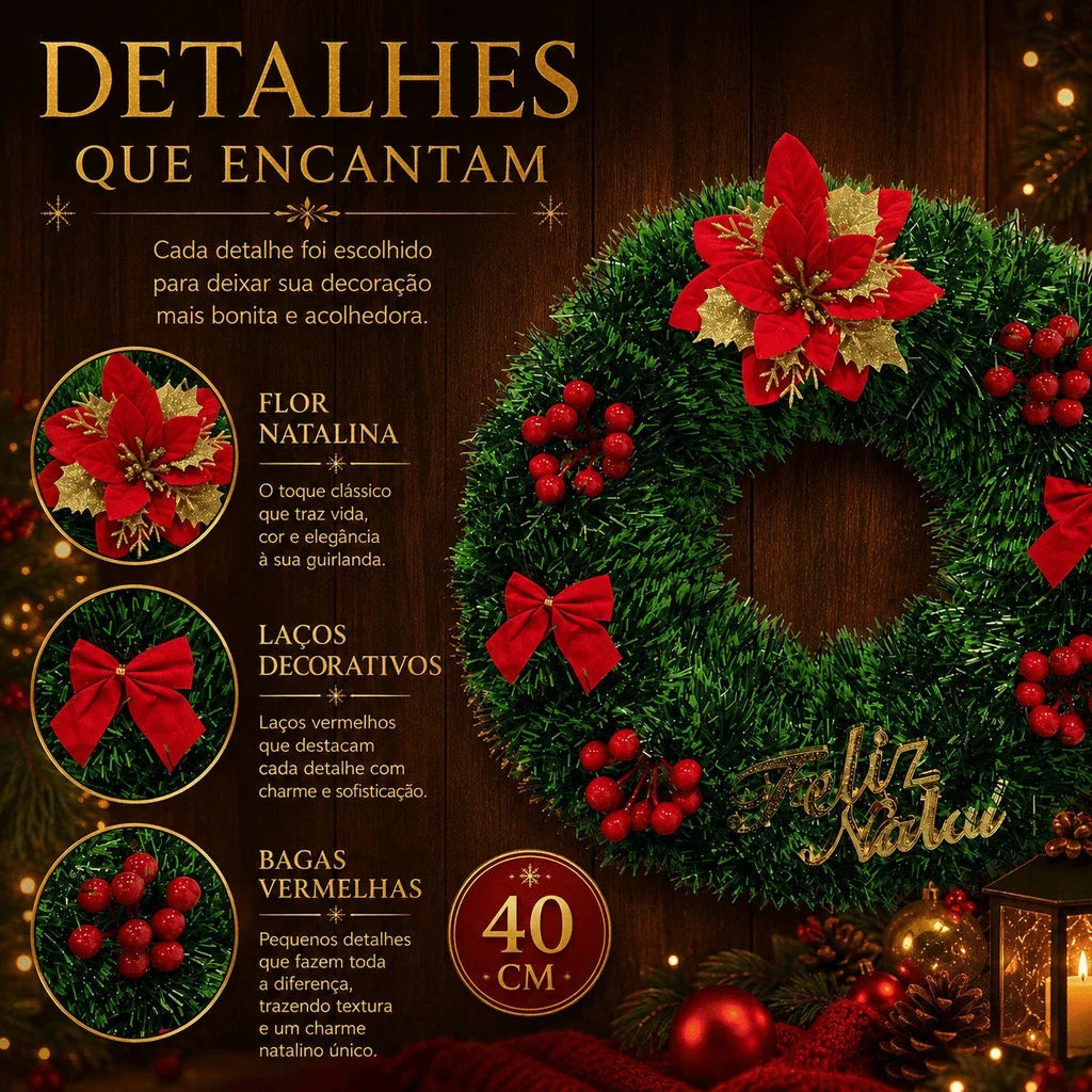Detalhes da flor natalina, dos laços e das bagas vermelhas em um dos modelos da guirlanda Feliz Natal de 40 cm. Envio sortido.