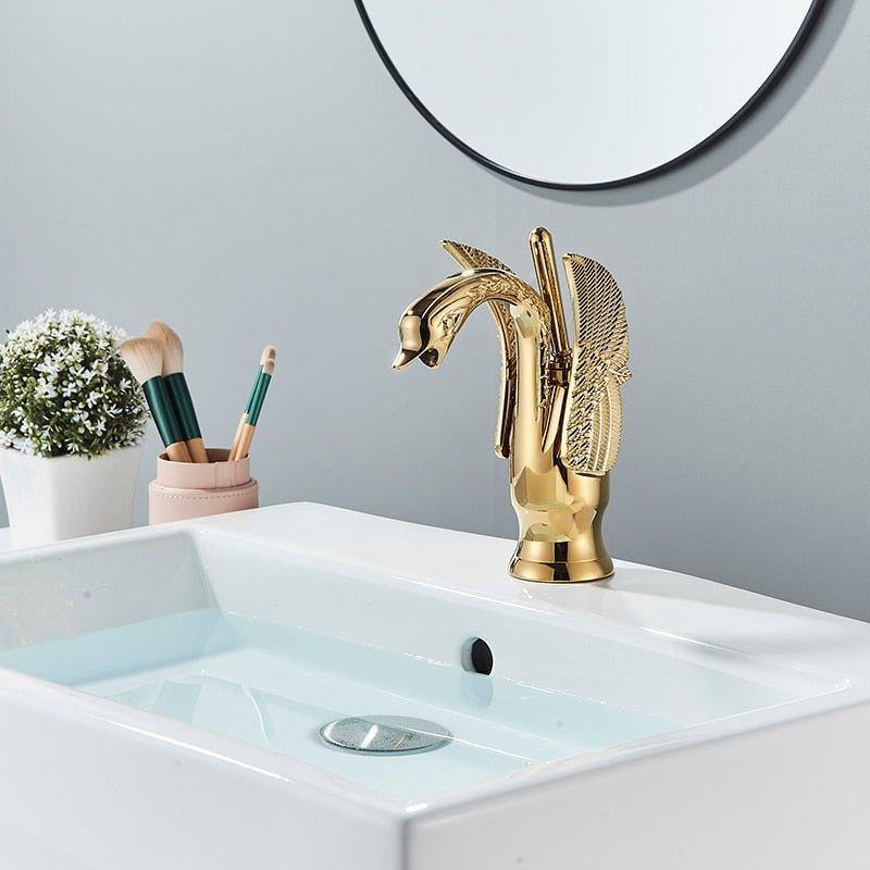 torneira banheiro, torneira do banheiro, torneira de pia banheiro, torneira gourmet banheiro, torneira dourada para banheiro,