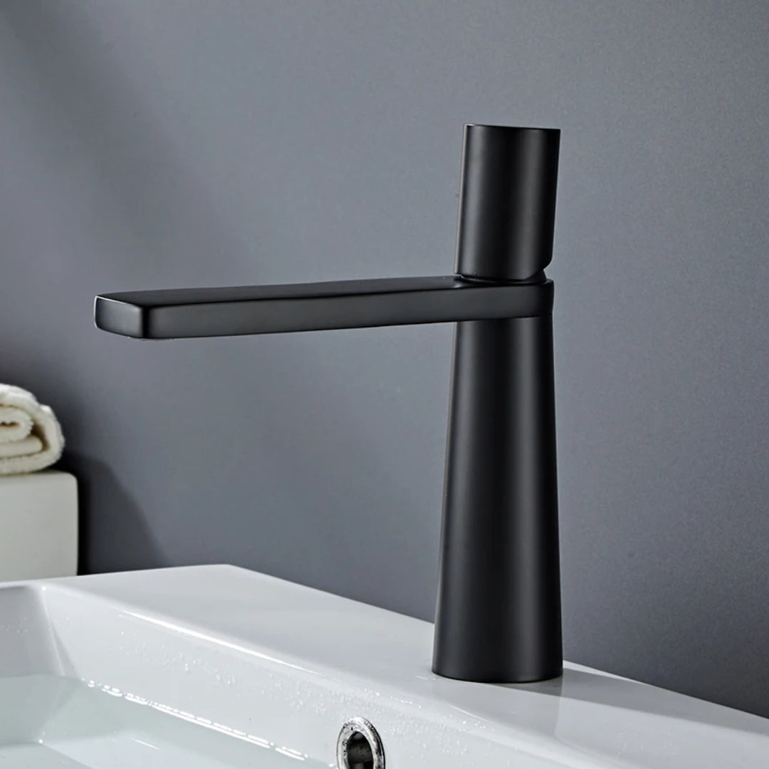 Torneira Monocomando Gourmet — Preto
