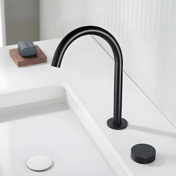 Torneira Misturador Banheiro Cascata Bancada 360° Aço Inox 2 Furos Preto Fosco