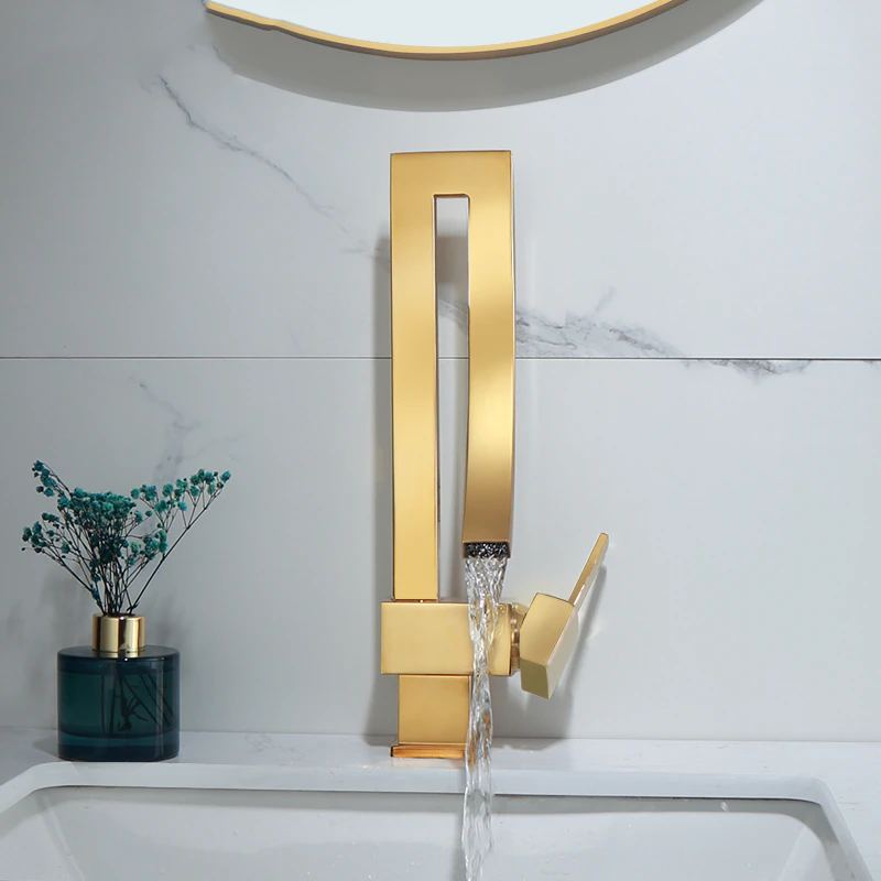Torneira Gourmet Para Banheiro Monocomando - Lyon — Dourado
