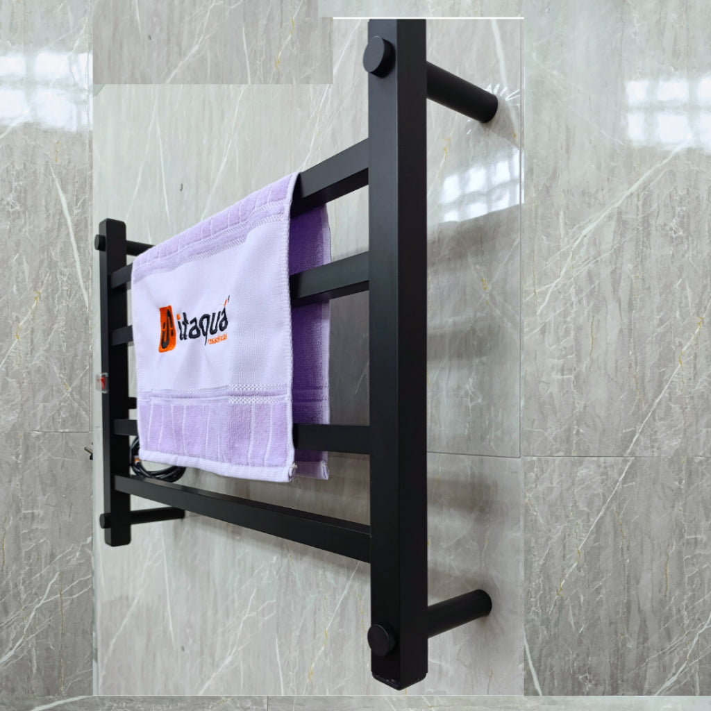 toalheiro térmico,
toalheiro termico preto,
toalheiro termico inox,
toalheiro termico fio oculto,
toalheiro preto,
toalheiro para banheiro,
toalheiro eletrico 220v,
toalheiro eletrico,
toalheiro aquecido,
Toalheiro,
secador de toalhas elétrico,
porta toalha banheiro,
aquecedor toalhas,