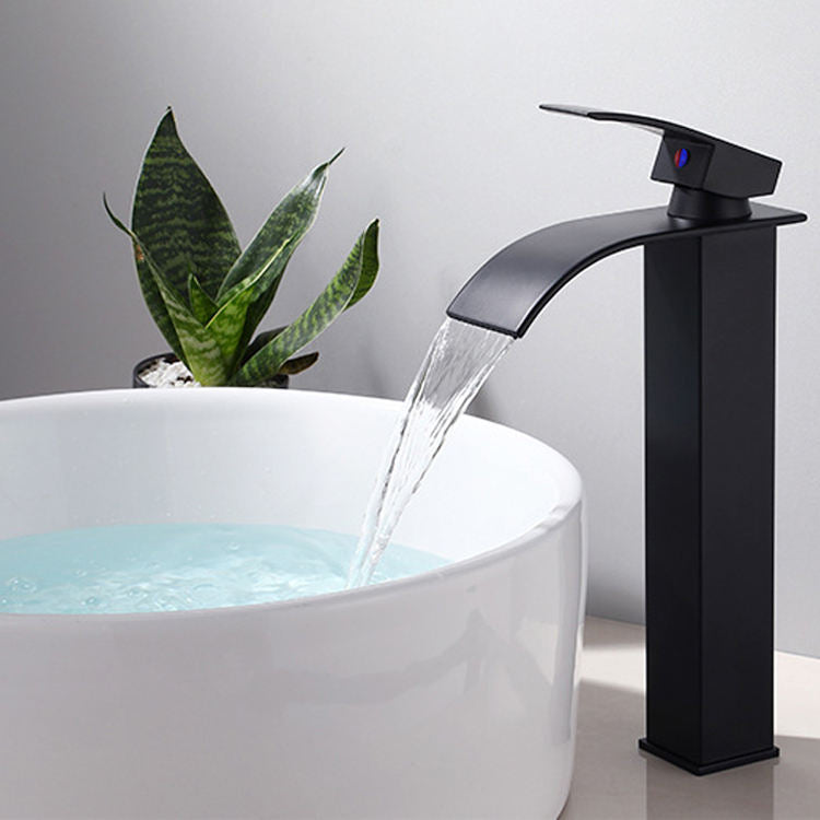 Torneira Banheiro Cascata Alta Metal Inox Monocomando 30cm — Preto