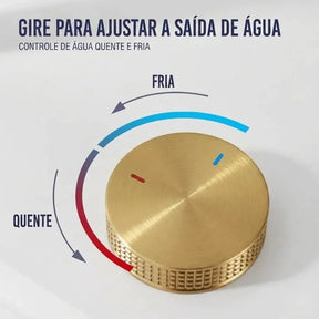 Infográfico da torneira dourado escovado: gire o registro para ajustar a saída de água quente e fria, bica 360°