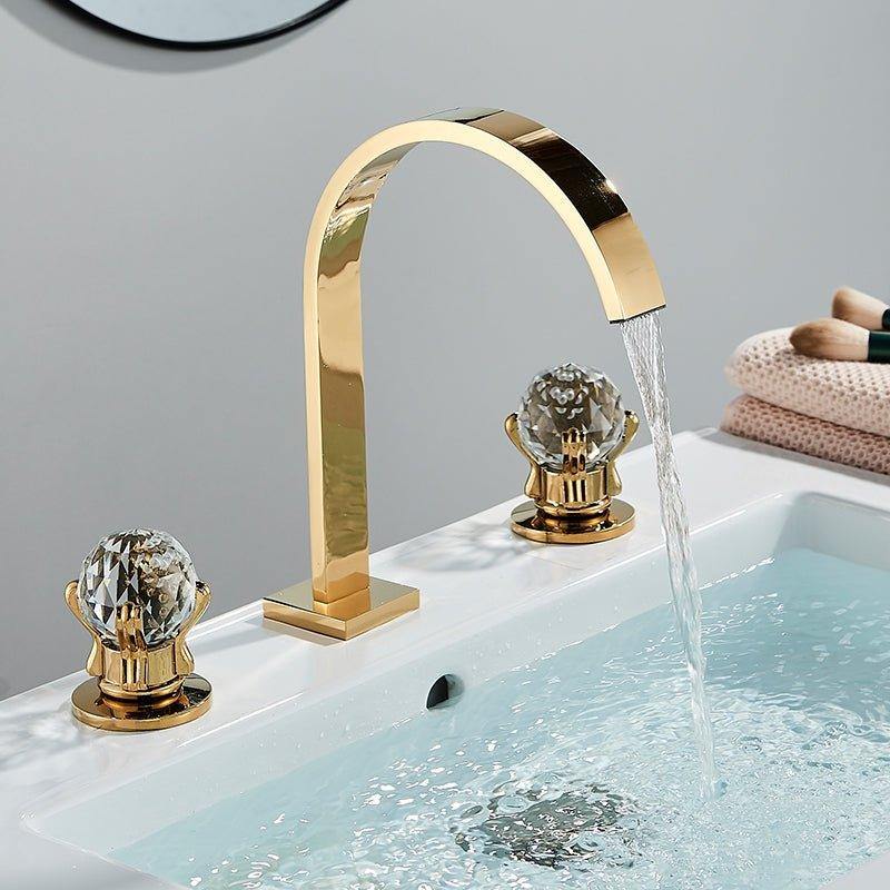 Torneira Gourmet Para Banheiro Moderna — Dourado