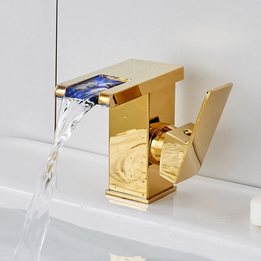 Torneira Gourmet Para Banheiro Monocomando - Rubinette — Dourado